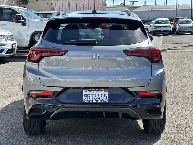 2025 Buick Encore GX Sport Touring photo 4