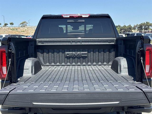 2026 GMC Sierra 1500 AT4X - Photo 27