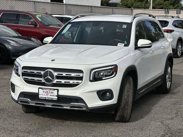 2023 Mercedes-Benz GLB 250 photo 3