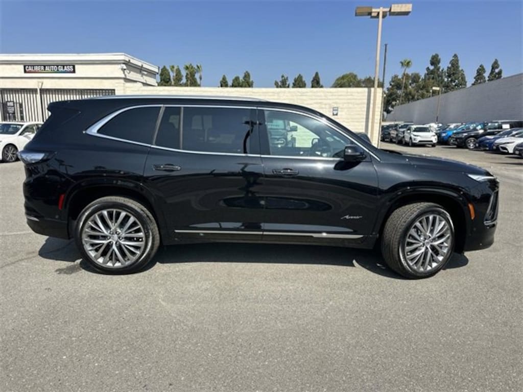 New 2026 Buick Enclave Avenir SUV