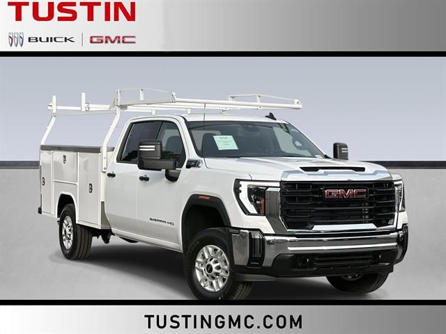 2025 GMC Sierra 2WD Crew Cab Standard Box Pro's photo