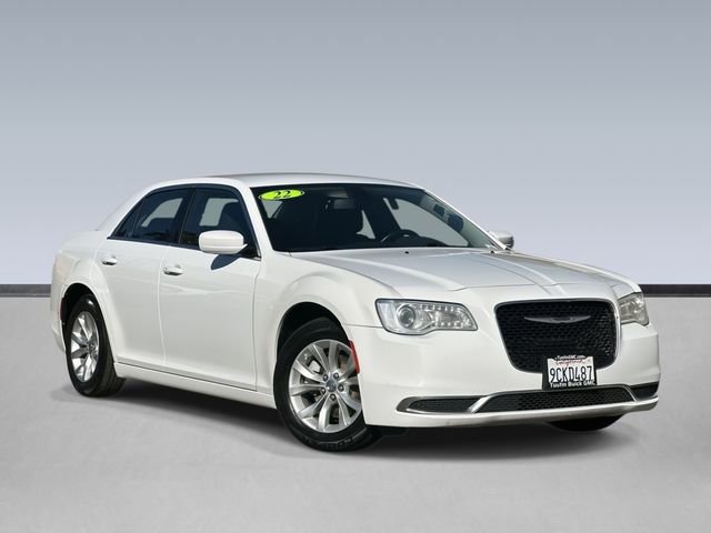 2022 Chrysler 300 Touring