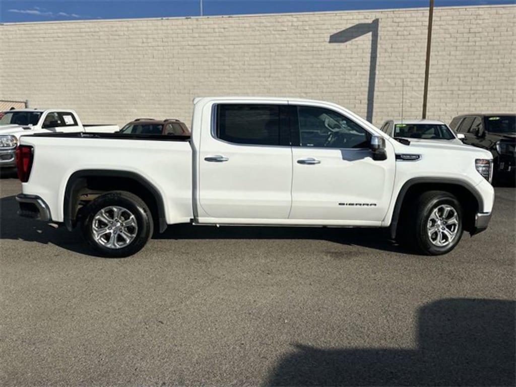 Used 2024 GMC Sierra 1500 SLT Truck