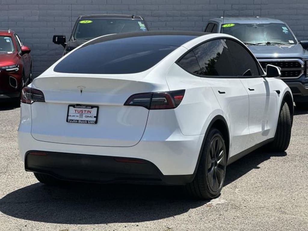 Used 2025 Tesla Model Y Long Range