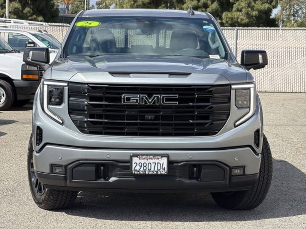 Used 2025 GMC Sierra 1500 Elevation w/3SB Truck