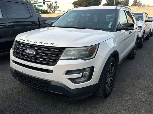2017 Ford Explorer Sport photo 2
