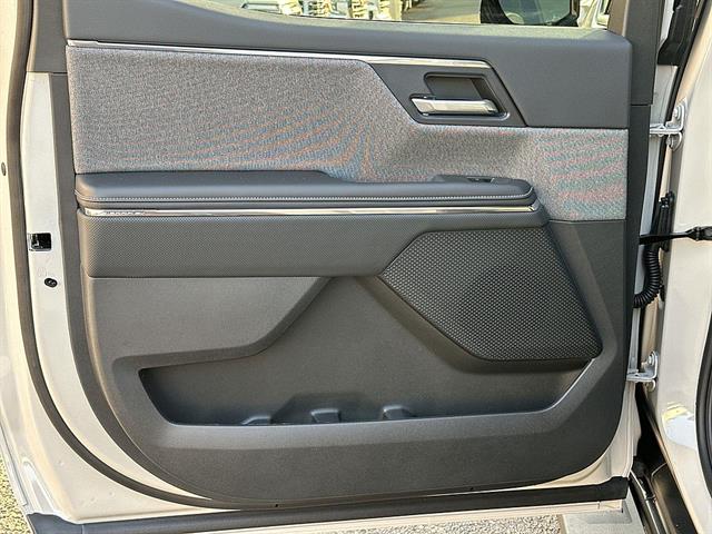 2026 GMC Sierra EV Elevation - Photo 23