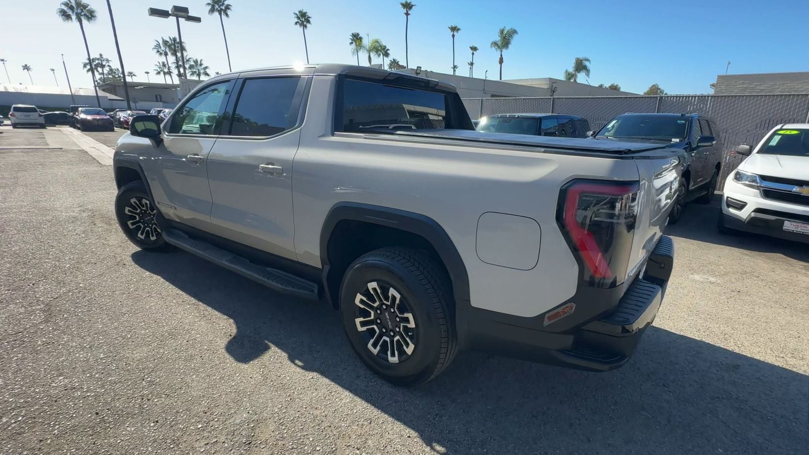 2026 GMC Sierra EV Elevation - Photo 35