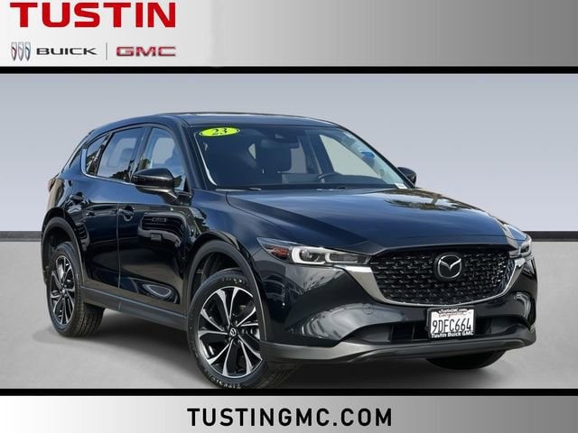 2023 Mazda CX-5 S Premium package