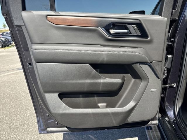 2026 GMC Yukon XL Denali - Photo 23