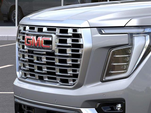 2026 GMC Yukon XL Denali - Photo 13