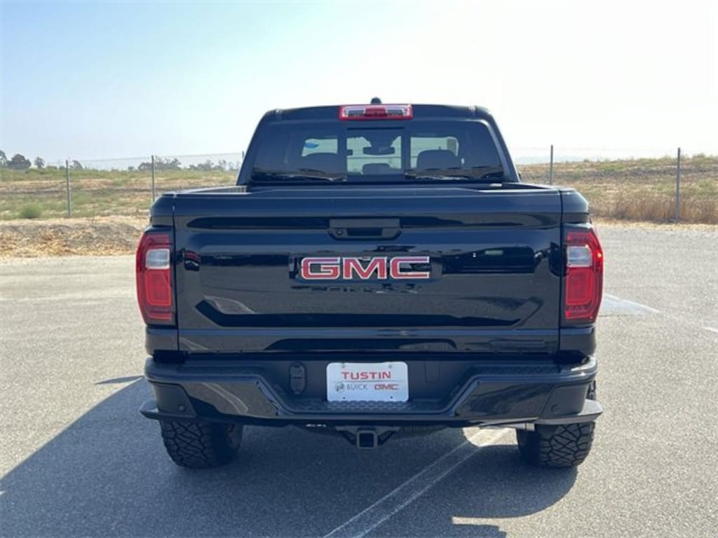 New 2025 GMC Canyon Elevation Truck