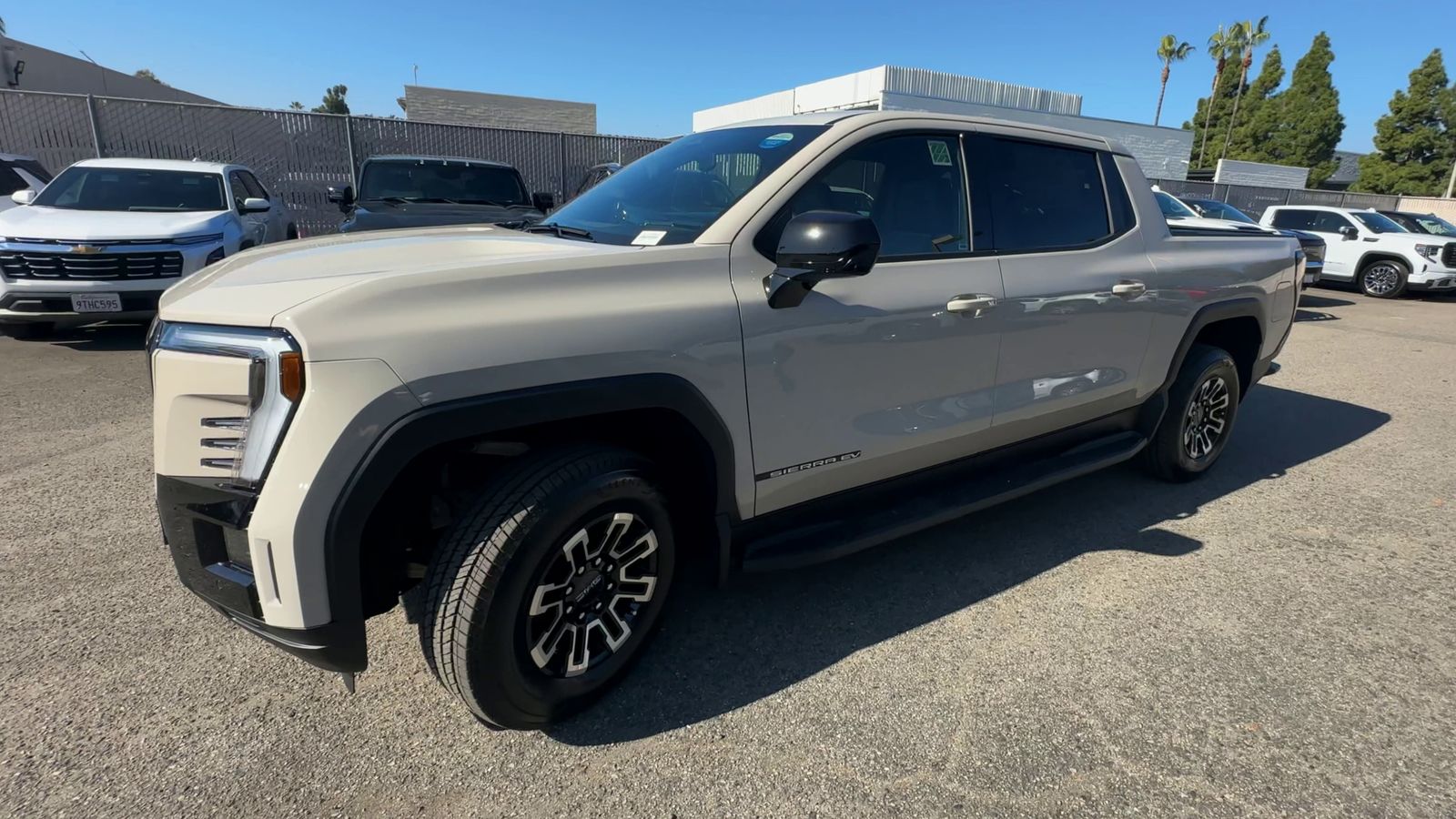 2026 GMC Sierra EV Elevation - Photo 33