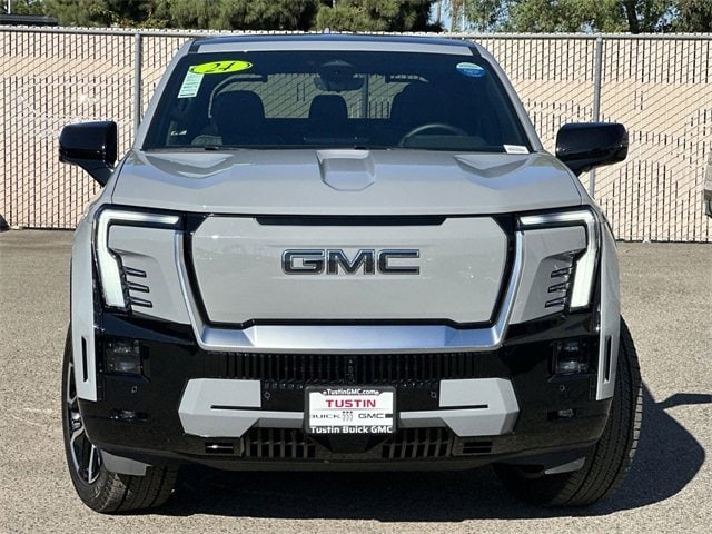 Used 2024 GMC Sierra EV Denali with VIN 1GT401EL2RU401405 for sale in Tustin, CA