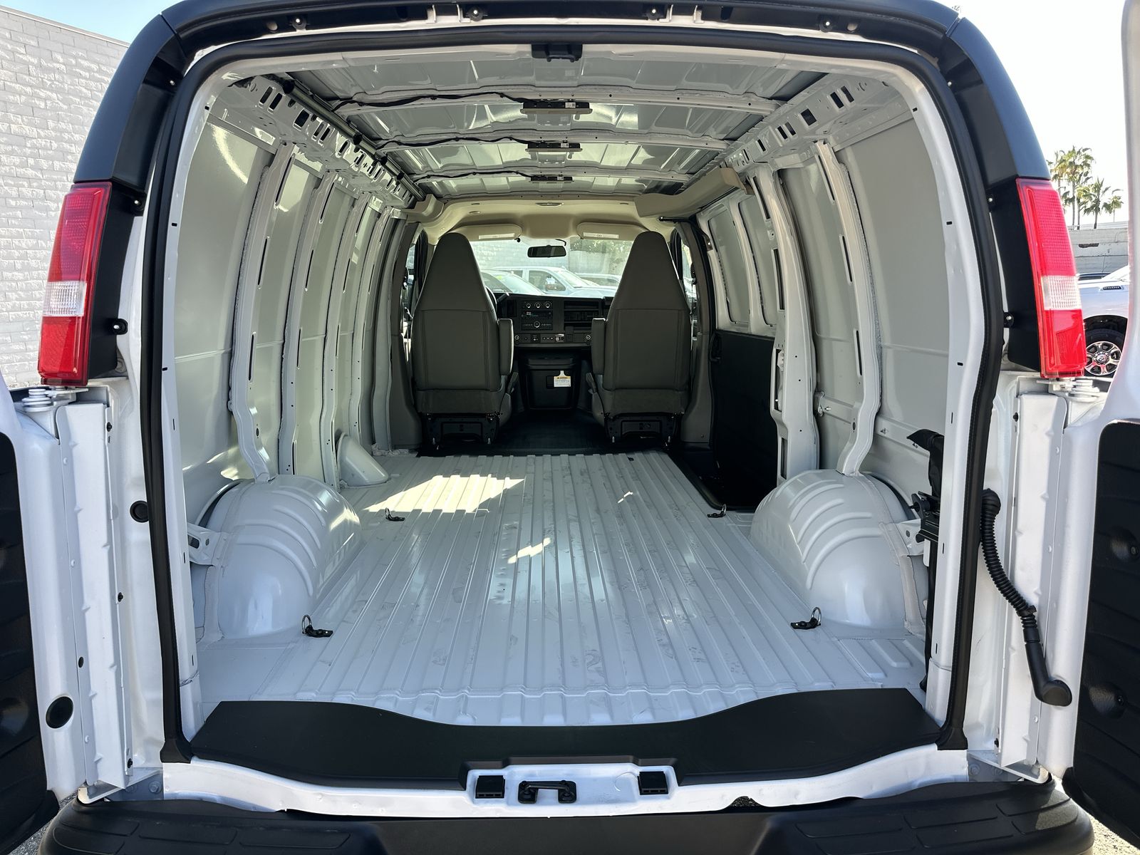 2026 GMC Savana Cargo Work Van - Photo 55