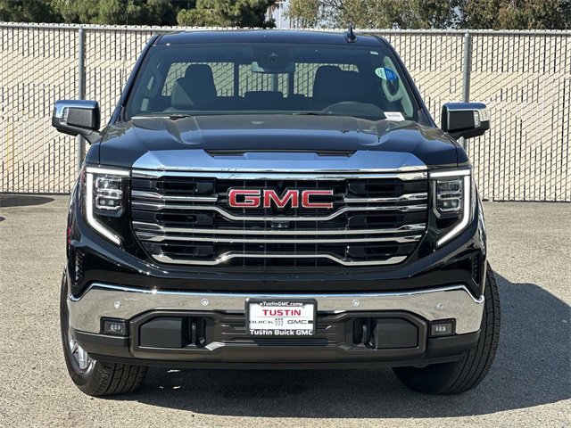 2026 Gmc Sierra 1500 SLT photo 2