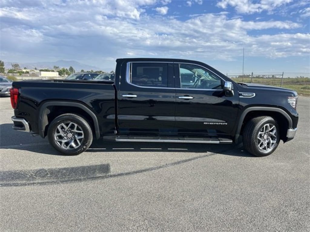 New 2026 GMC Sierra 1500 SLT Truck