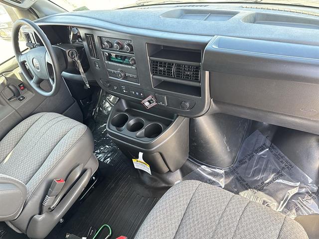 2026 GMC Savana Cargo Work Van - Photo 23