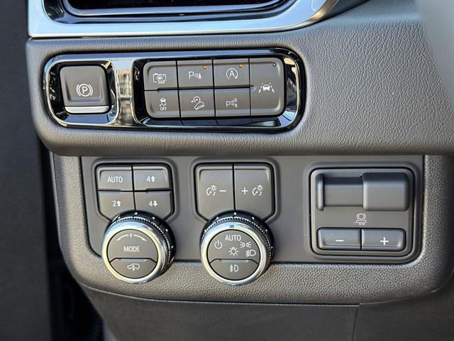 2026 GMC Yukon XL Denali - Photo 26