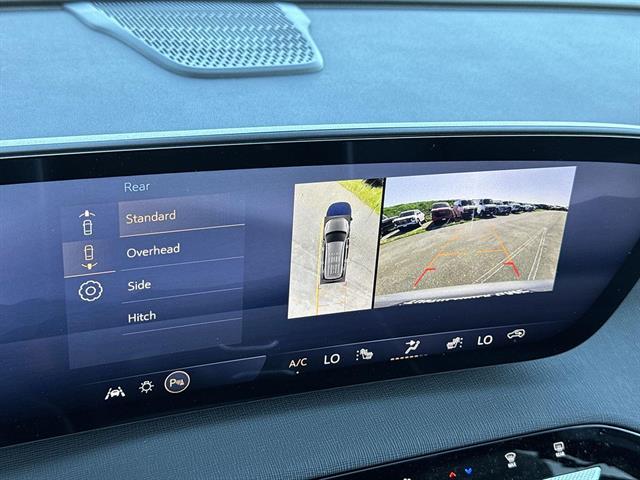2026 Buick Enclave Preferred - Photo 14
