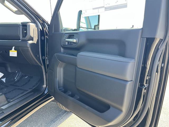2026 GMC Sierra 3500HD SLE - Photo 28