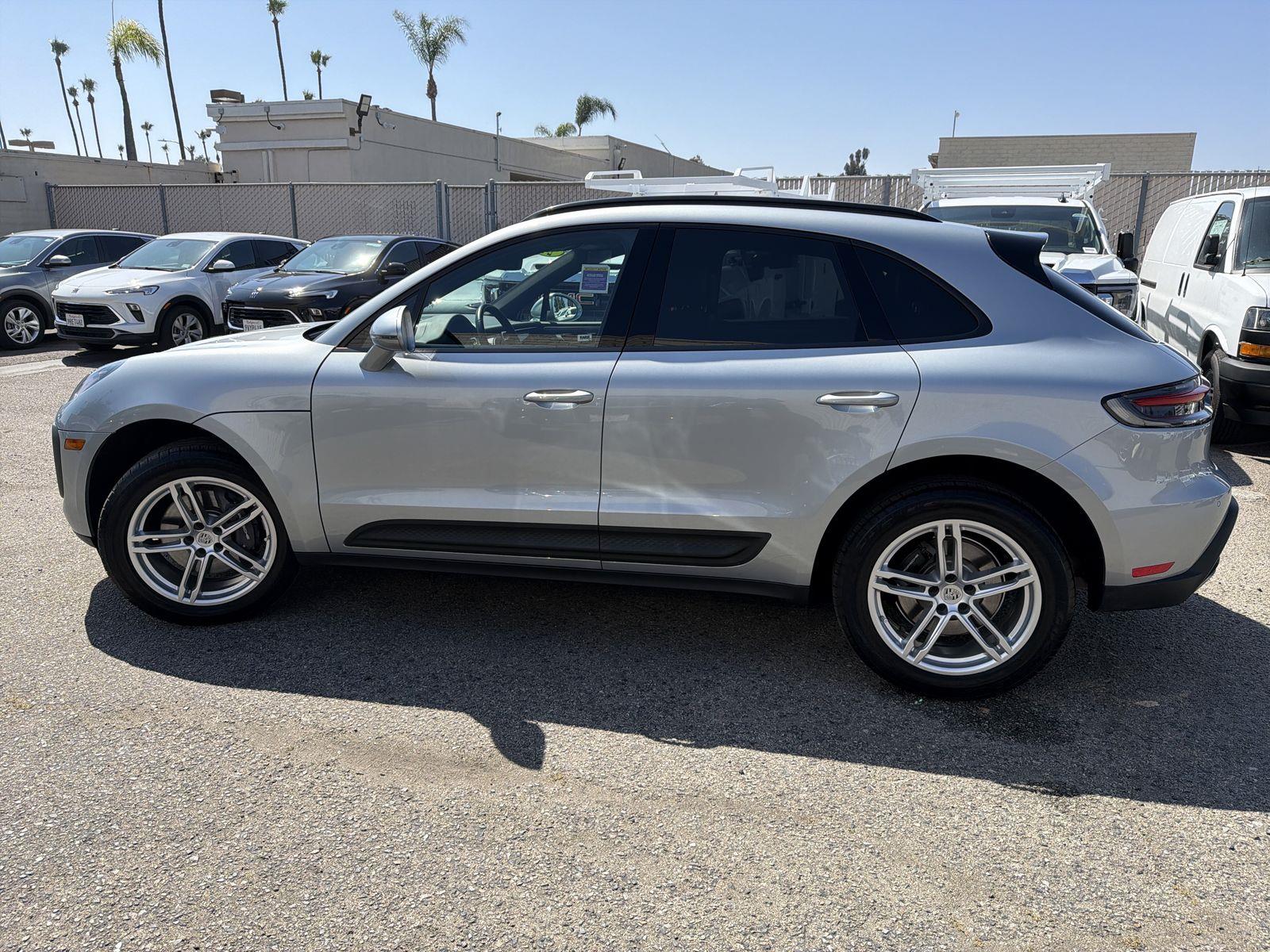 2024 Porsche Macan Base - Photo 7
