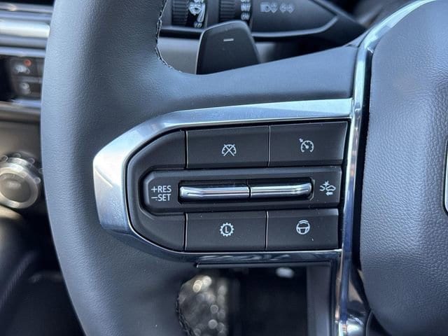 2026 GMC Yukon XL Denali - Photo 9