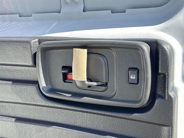 2026 GMC Savana Cargo Work Van - Photo 21