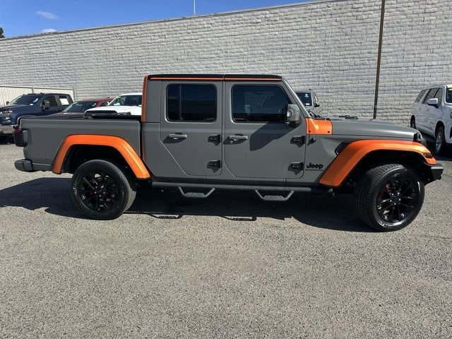 2022 Jeep Gladiator Overland photo 2