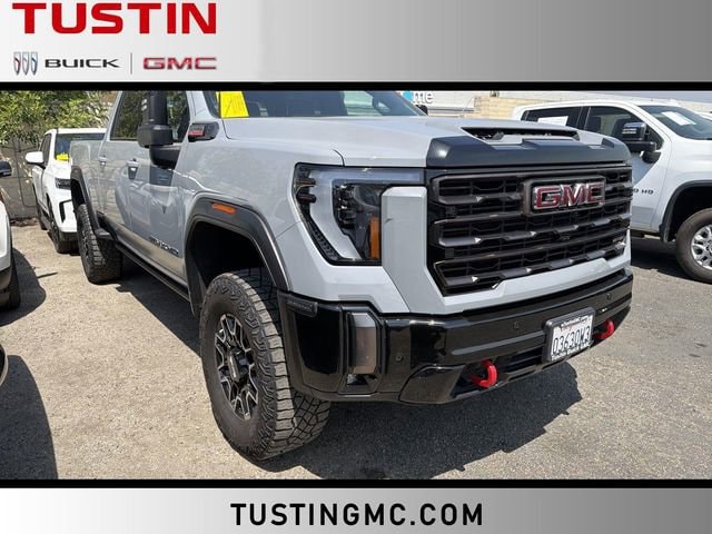 2024 GMC Sierra 4WD Crew Cab Standard Box AT4X's photo