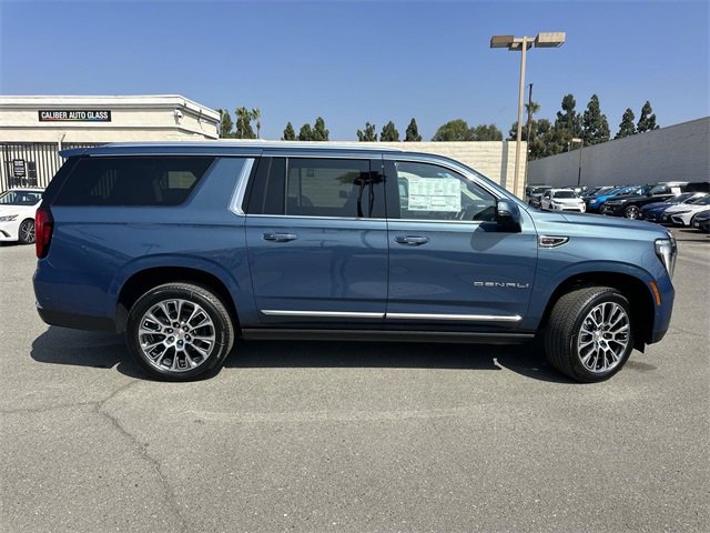 2026 Gmc Yukon XL Denali photo 3