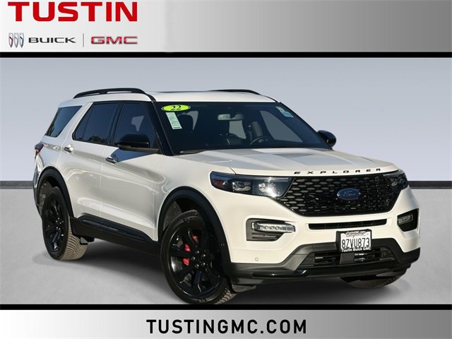 2022 Ford Explorer ST's photo
