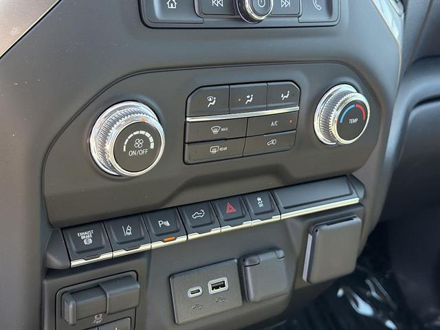 2026 GMC Sierra 2500HD Pro - Photo 11