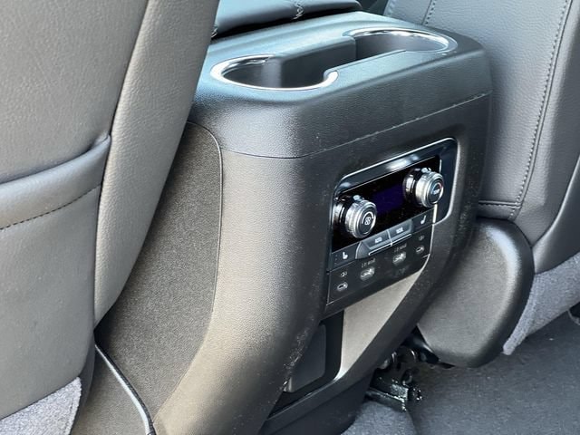 2026 GMC Yukon XL Denali - Photo 27
