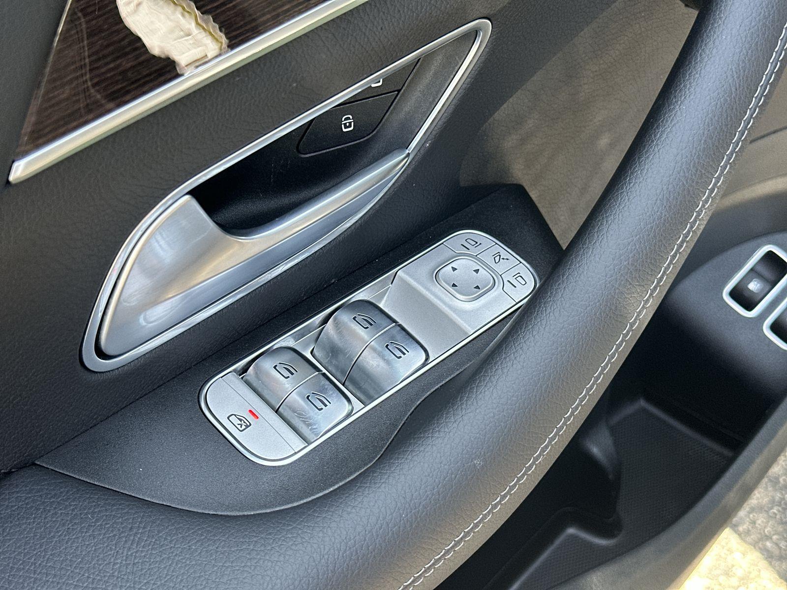 2025 Mercedes-Benz GLE GLE450E - Photo 23