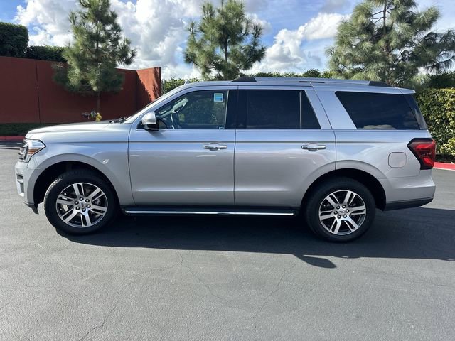 2022 Ford Expedition Limited photo 6