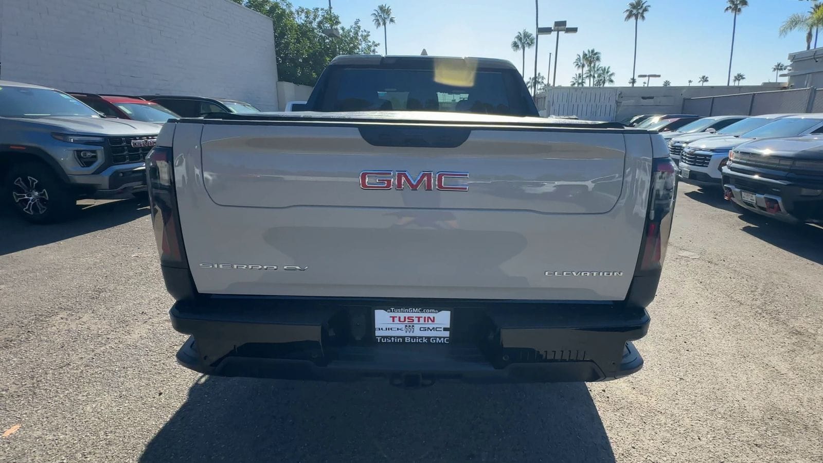 2026 GMC Sierra EV Elevation - Photo 36