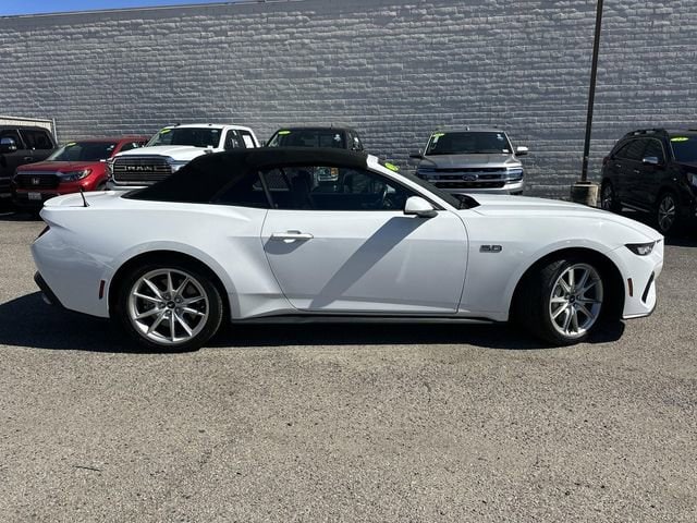 2024 Ford Mustang GT Premium photo 2