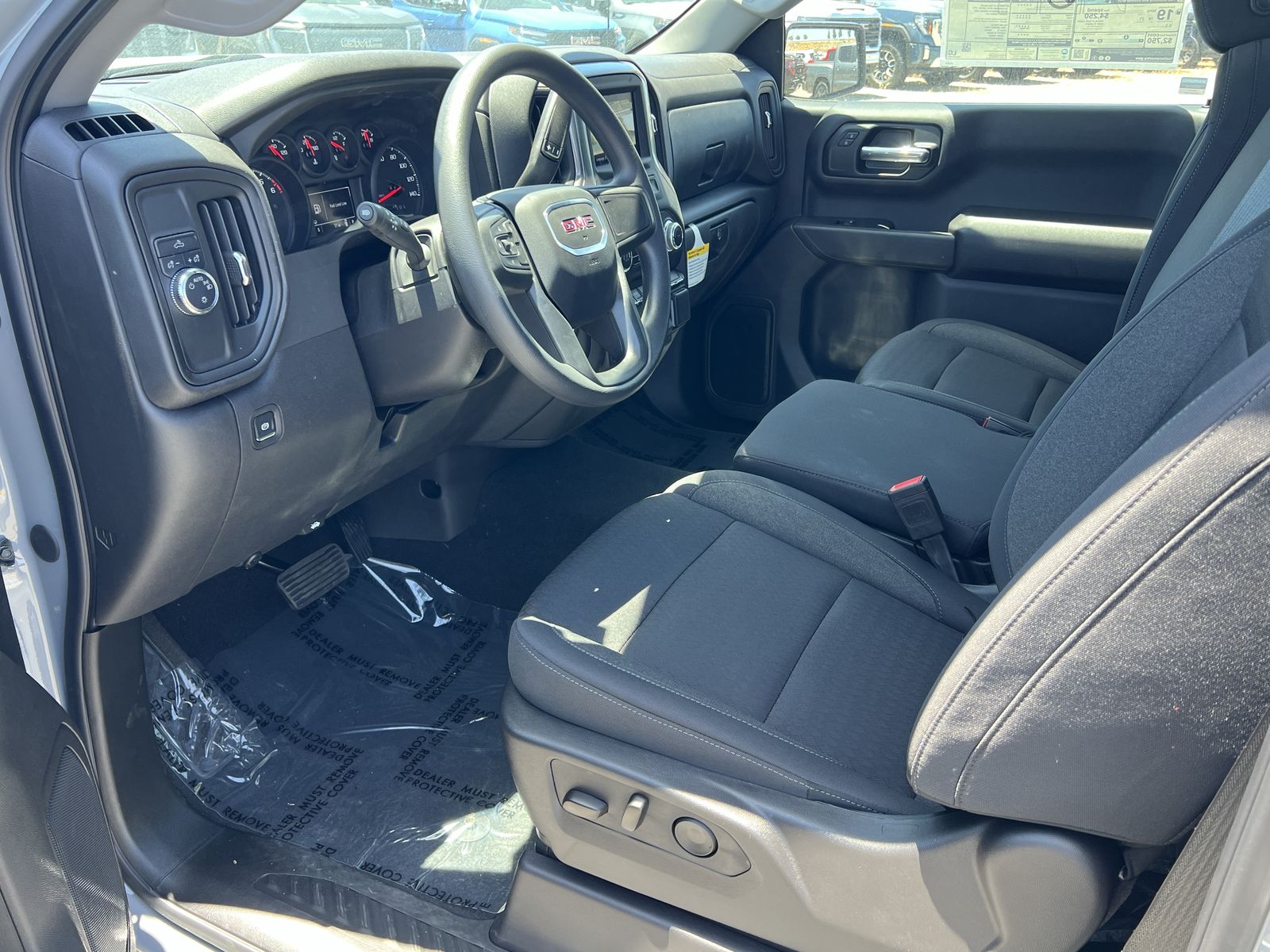 2025 GMC Sierra 1500 Pro - Photo 41