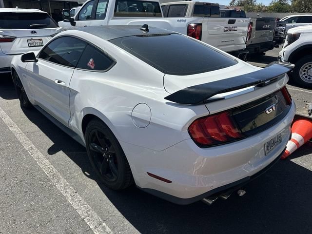 2021 Ford Mustang photo 3