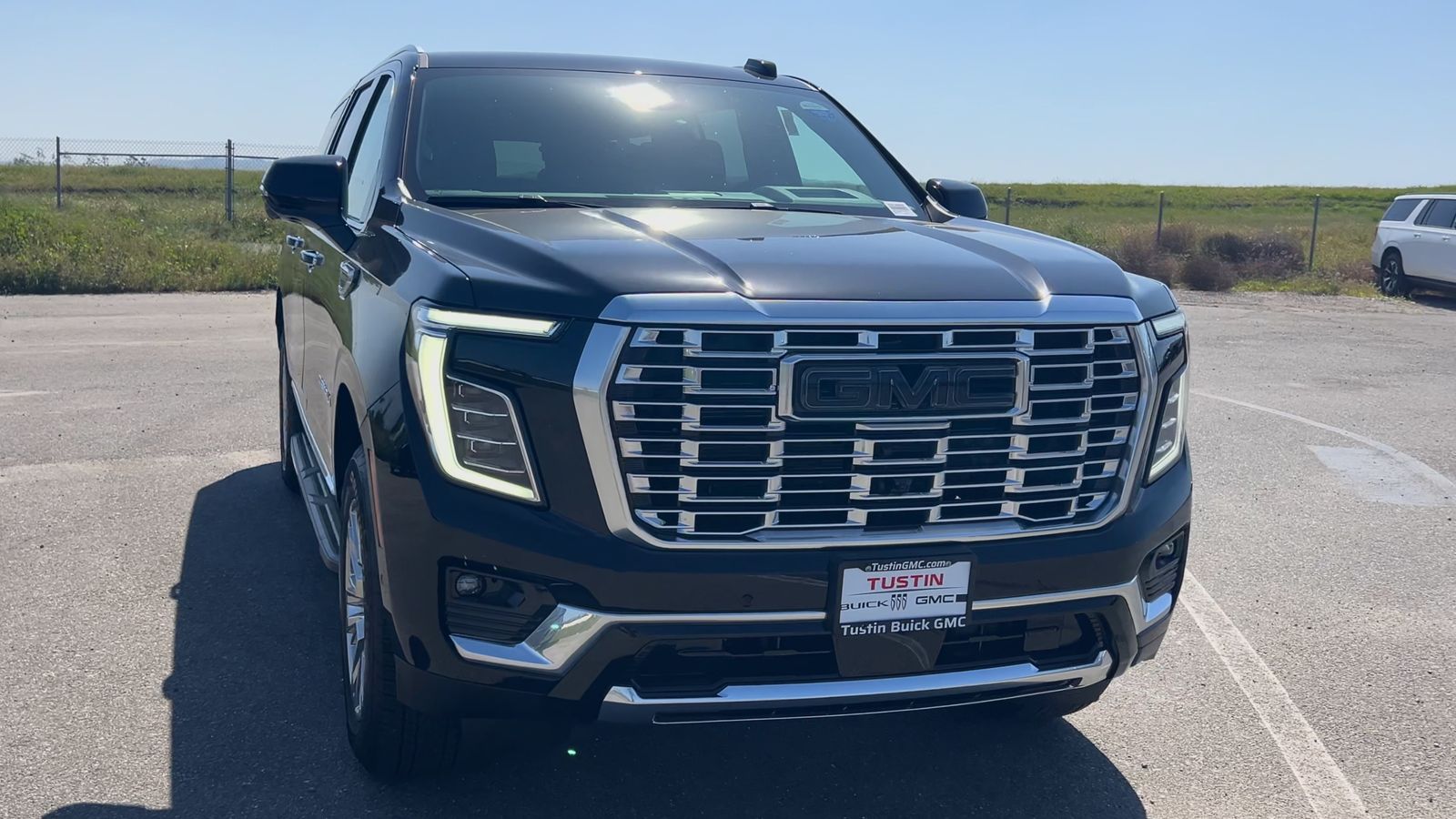 2026 GMC Yukon XL Denali - Photo 39