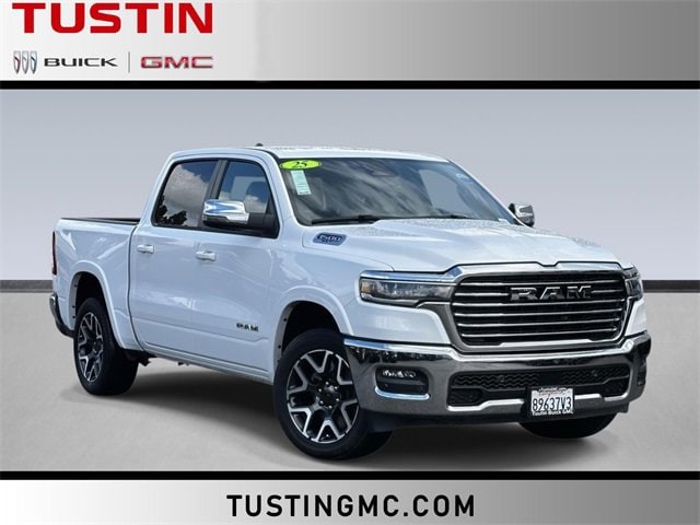 2025 RAM Ram 1500 Pickup Laramie's photo