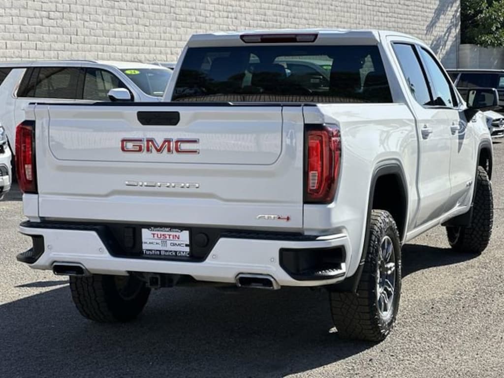 Used 2025 GMC Sierra 1500 AT4 Truck