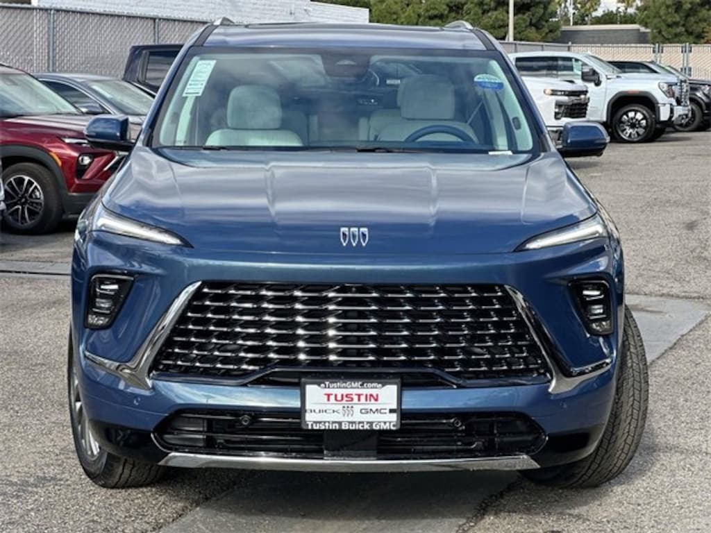 New 2026 Buick Enclave Avenir SUV