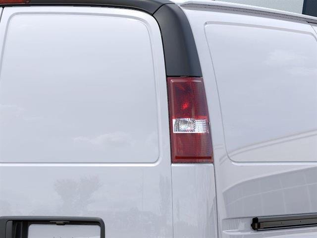 2025 GMC Savana Cargo Work Van - Photo 11