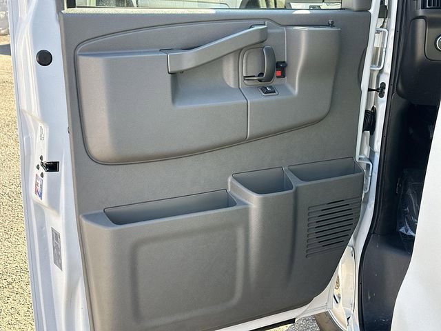 2026 GMC Savana Cargo Work Van - Photo 16