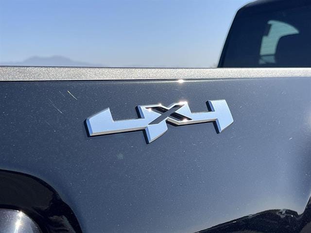 2026 GMC Sierra 3500HD SLE - Photo 26
