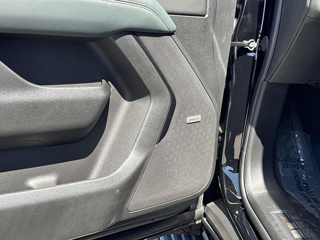 2026 GMC Yukon XL AT4 - Photo 18