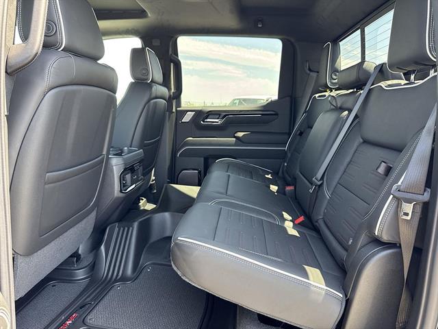 2026 GMC Sierra 1500 AT4X - Photo 25