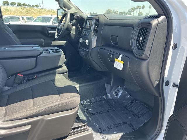2026 GMC Sierra 3500 Chassis Cab Pro - Photo 21